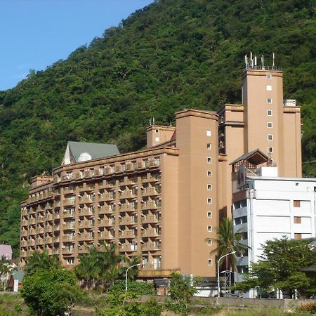 Fujiyeh Chipen Hot Spring Resort Wenquan Ngoại thất bức ảnh
